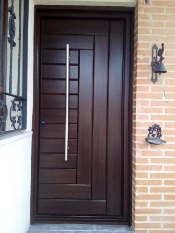 Geometric modern wood door with vertical silver handle